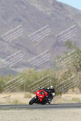 media/Oct-30-2025-Racers Edge (Thu) [[dabbdaf680]]/3-B Group/Session 5 (Turn 6)/